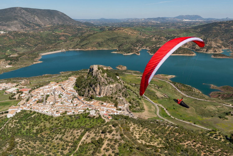 Parapente GIN LEOPARD - EN D - 2 lignes