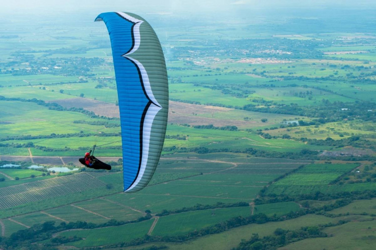 Parapente OZONE MANTRA M7
