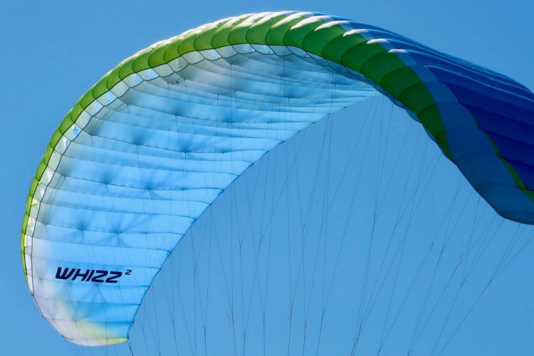 Parapente NERVURES WHIZZ 2