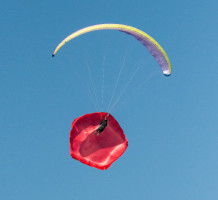 Parachute de secours NOVA PENTAGON