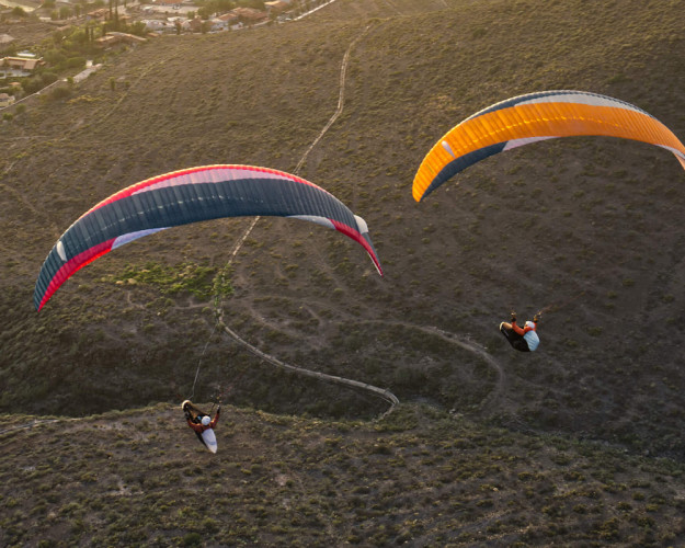 Parapente ADVANCE TAU DLS