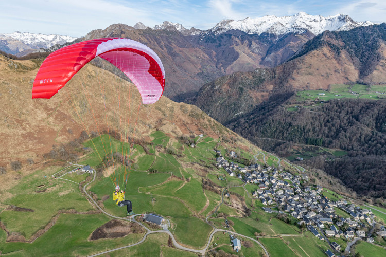 Parapente GIN YETI 6